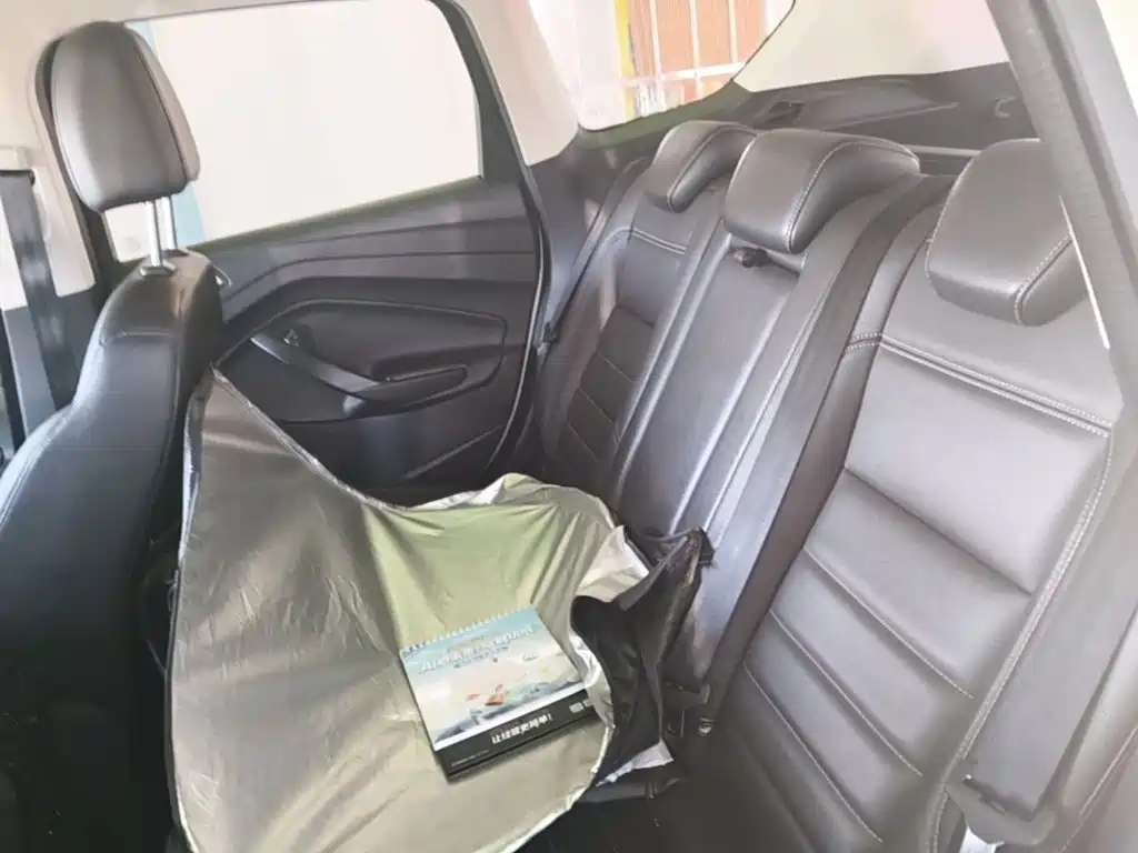 Ford Kuga — миниатюра 24