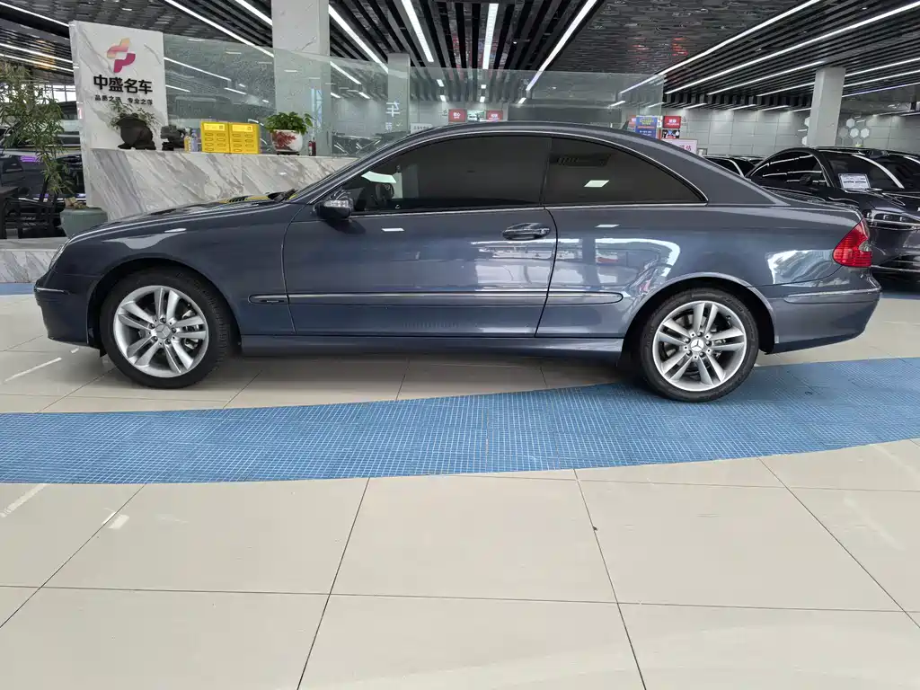 Mercedes-Benz CLK-Class — миниатюра 4