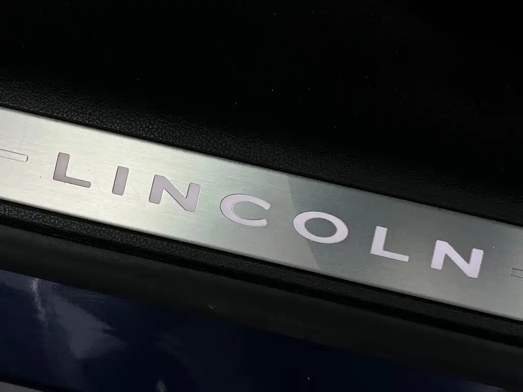 Lincoln Continental 2017 2.0T