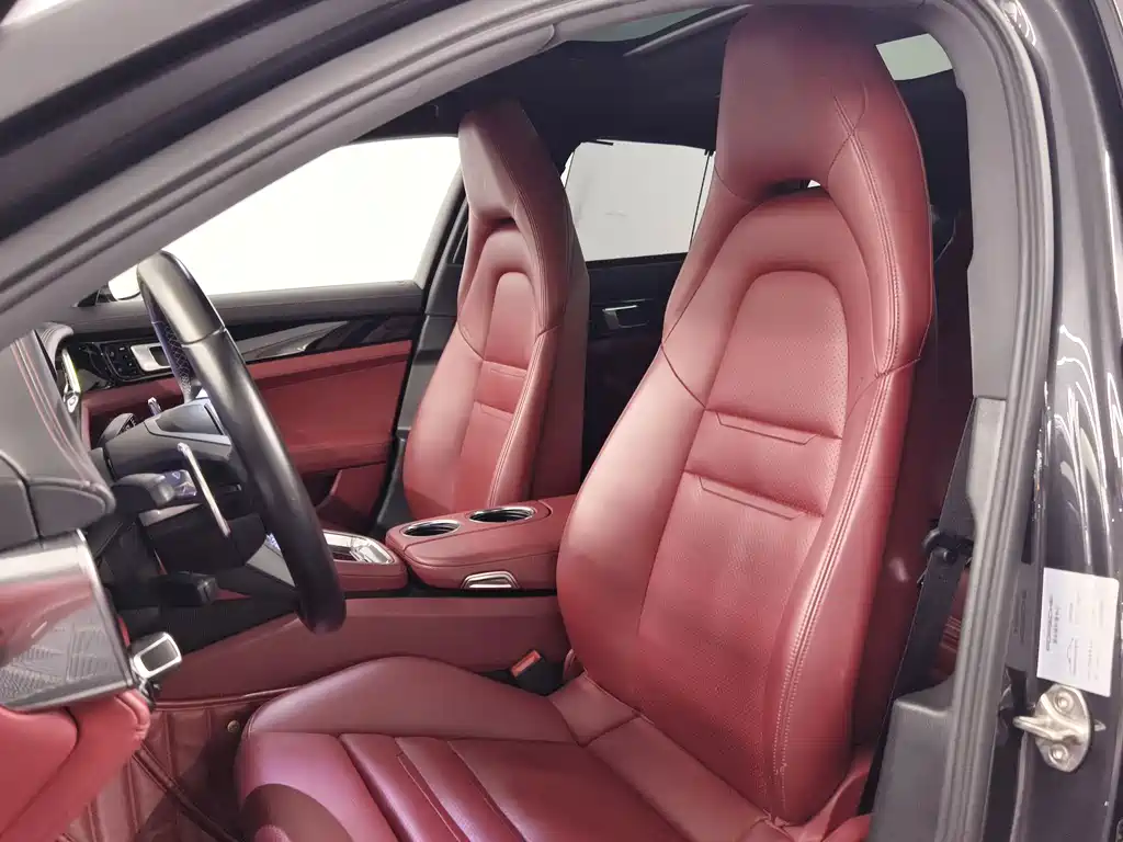Porsche Panamera — миниатюра 12