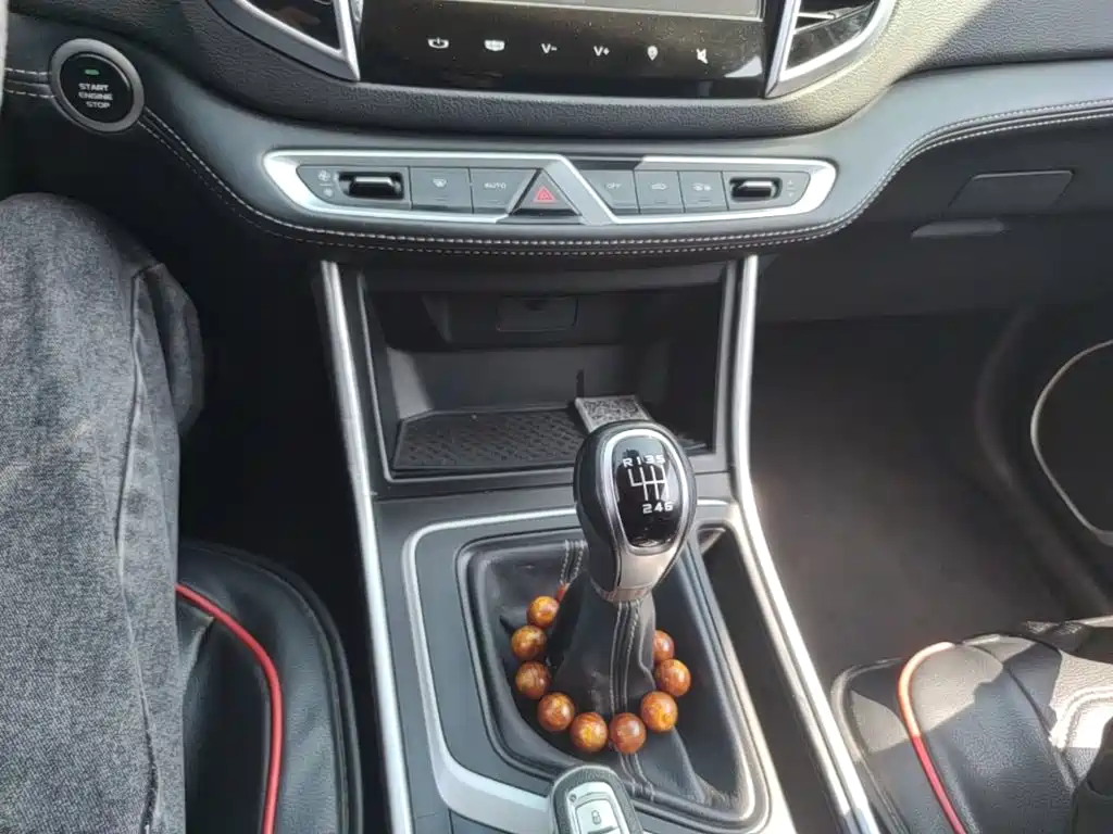 Geely Vision X6 — миниатюра 21