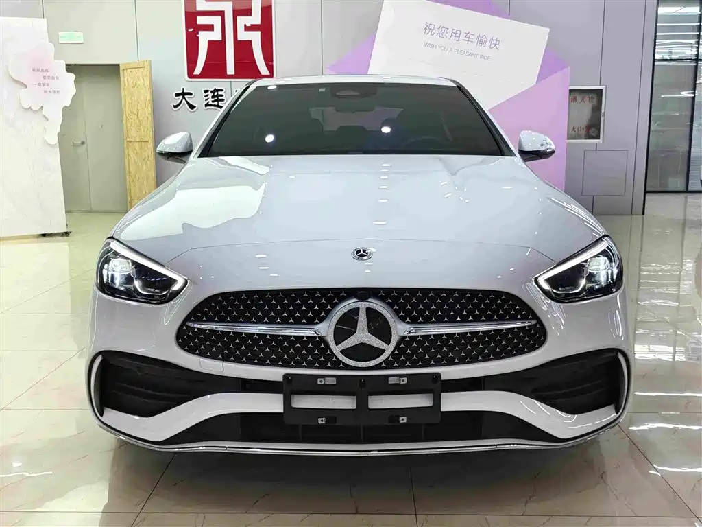 Mercedes-Benz C-Class — миниатюра 2