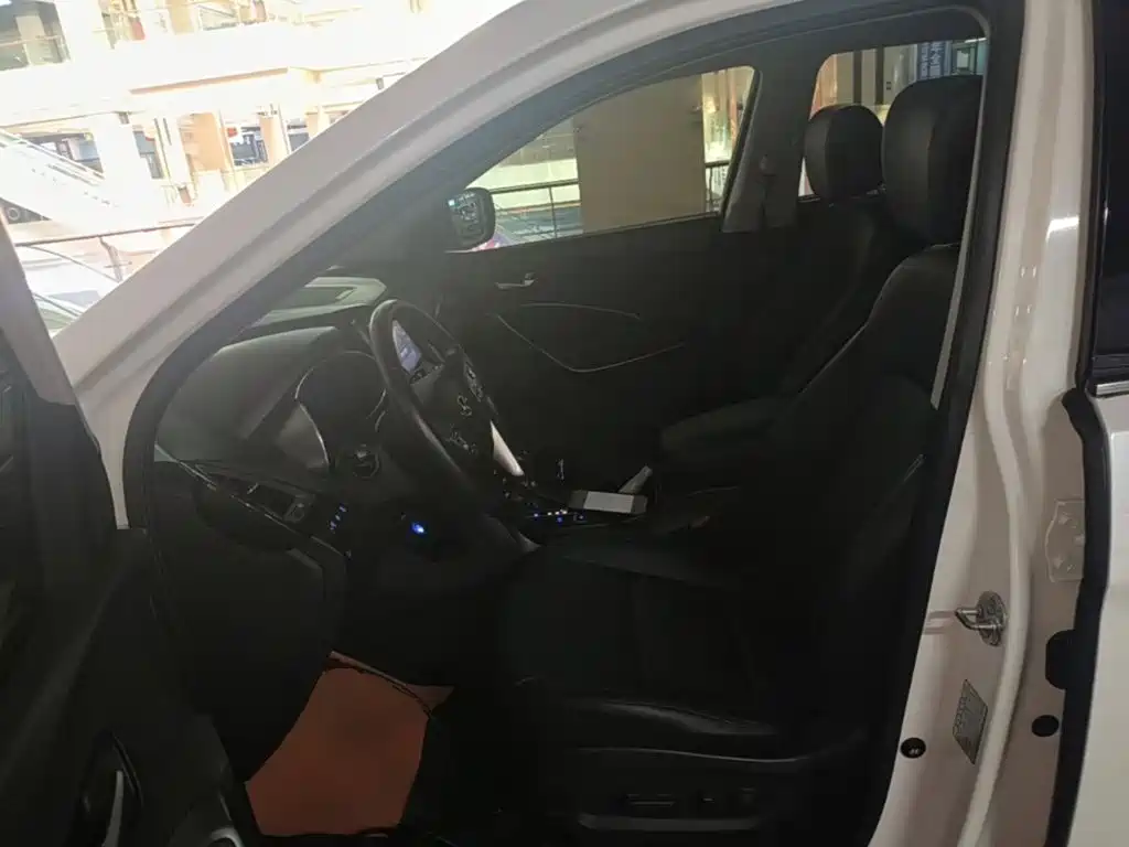 Hyundai Santa Fe — миниатюра 15