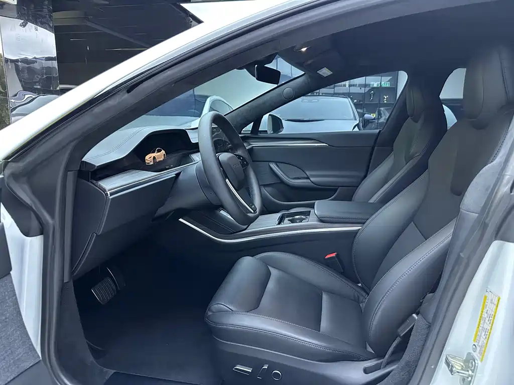 Tesla Model S — фотографии объявления, Фото 15