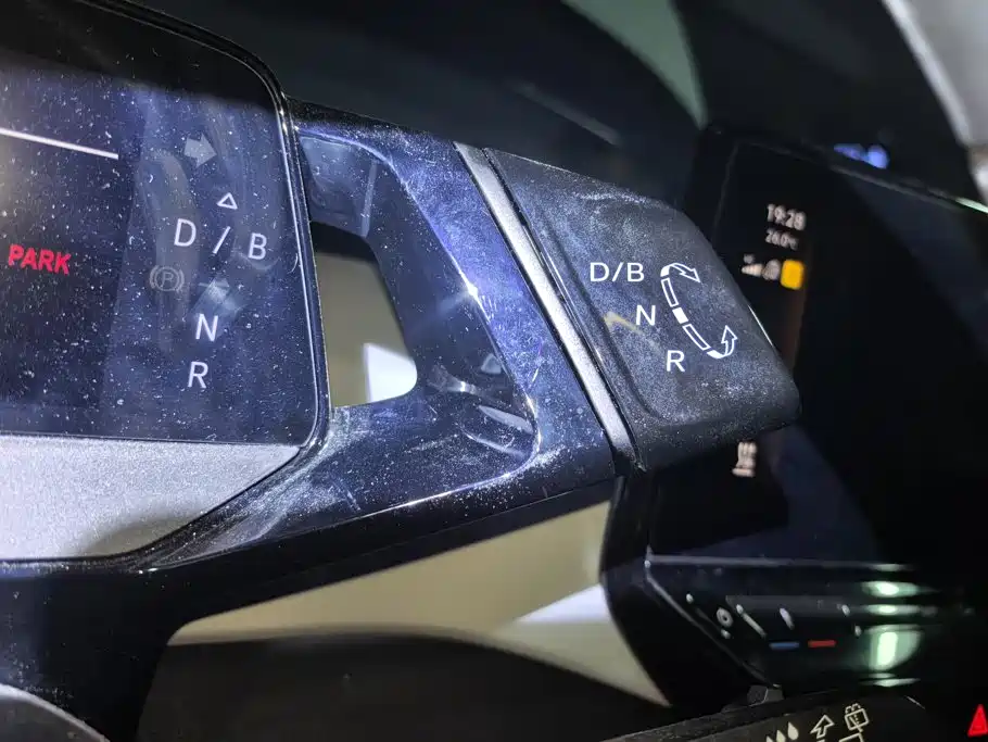 Volkswagen ID.3 — миниатюра 16
