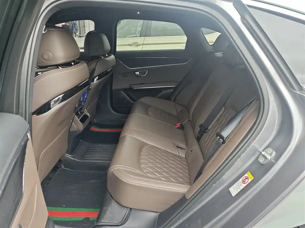 BYD Han — миниатюра 6