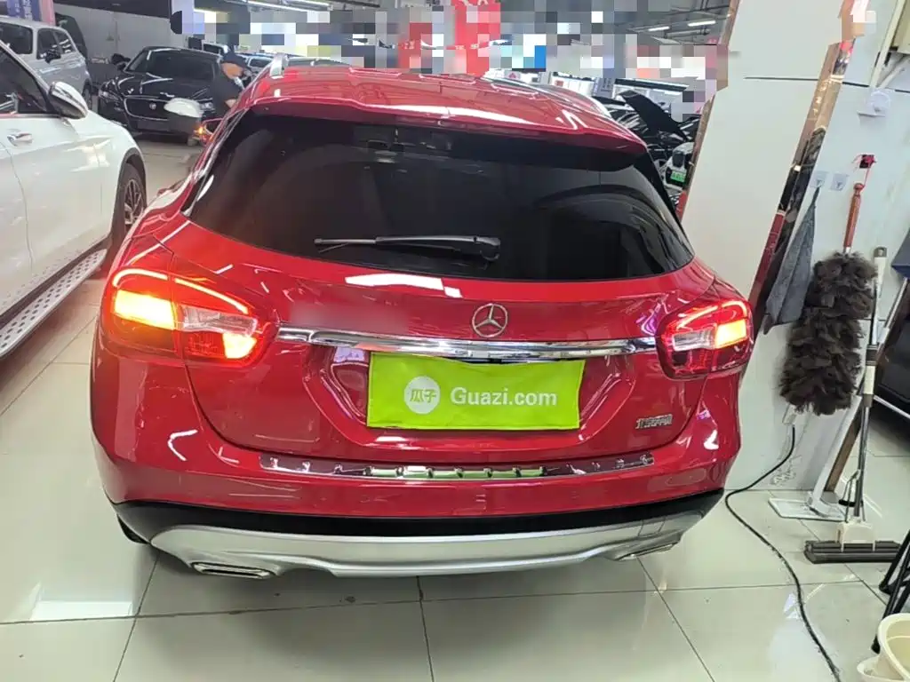 Mercedes-Benz GLA — миниатюра 6