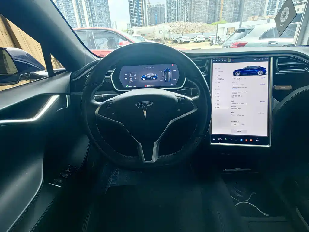Tesla Model S — миниатюра 6