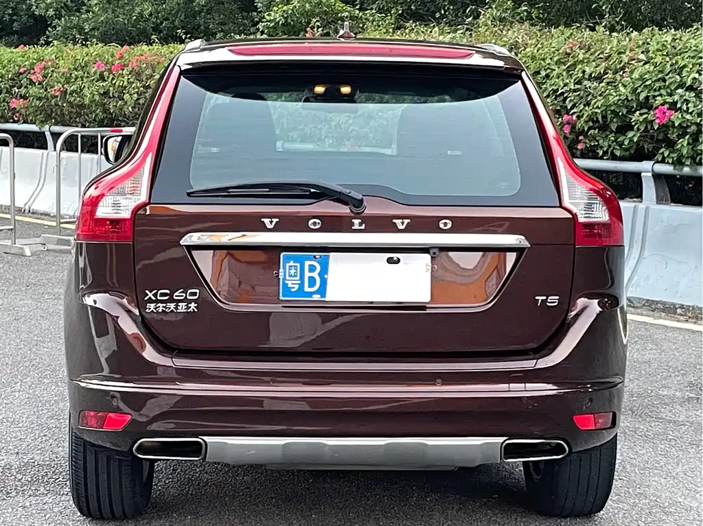 Volvo XC60 — миниатюра 5