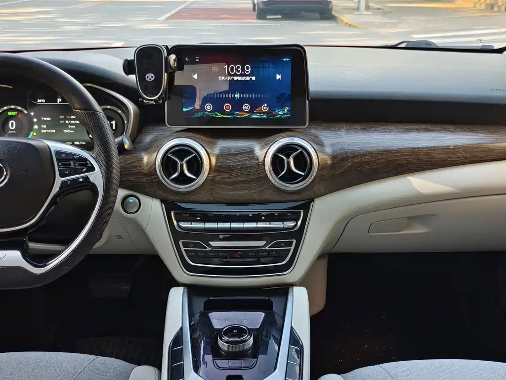 BAIC EU5 — миниатюра 14