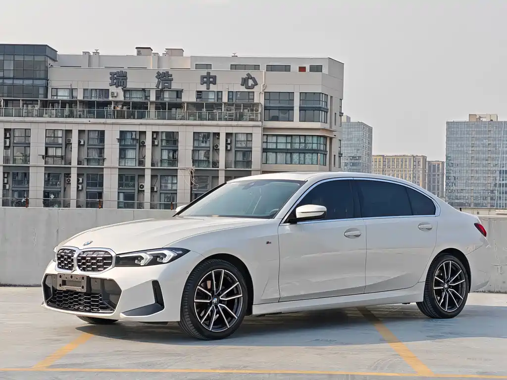 BMW 3 Series 2023