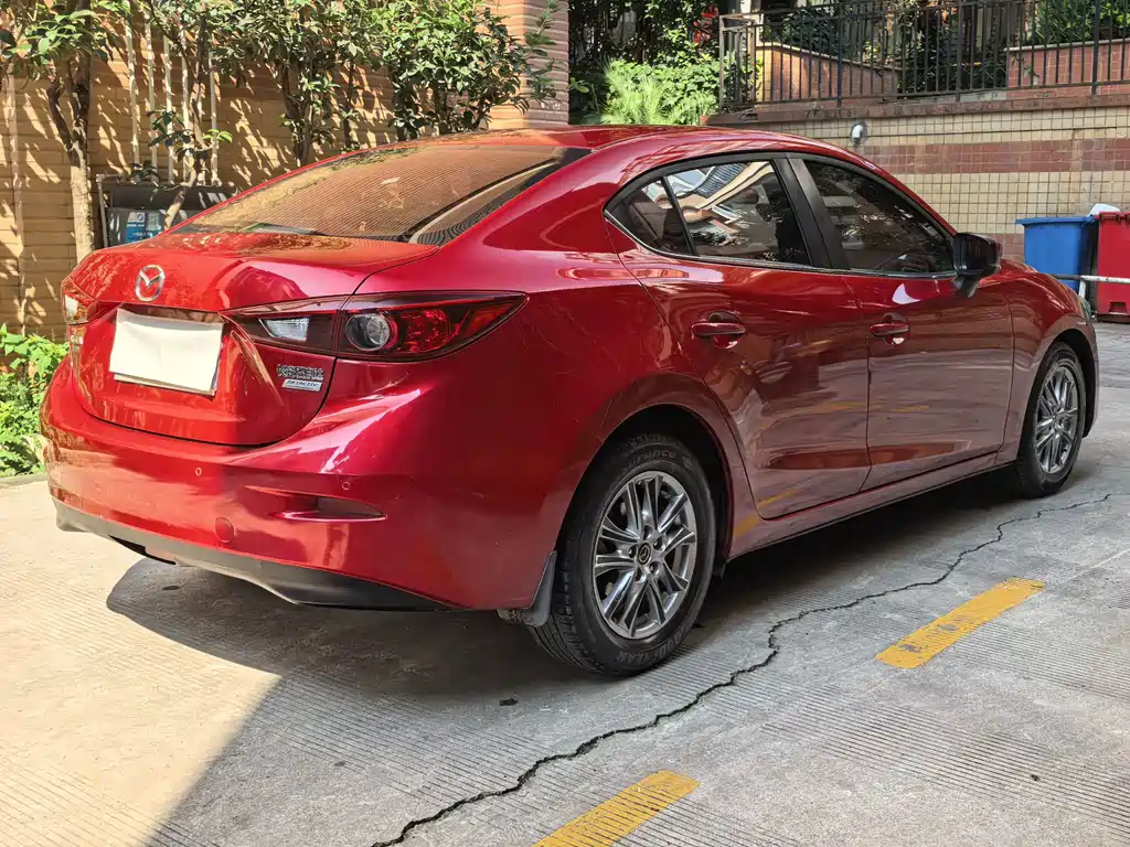 Mazda 3 Axela — миниатюра 9