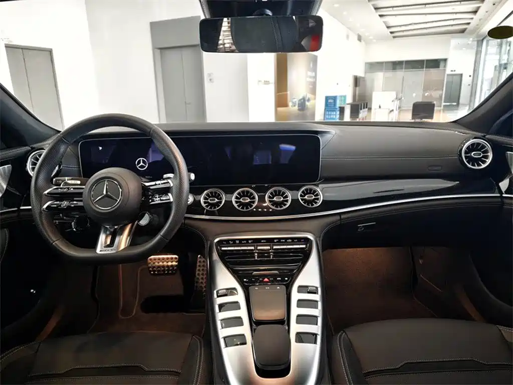 Mercedes-Benz AMG GT — миниатюра 9