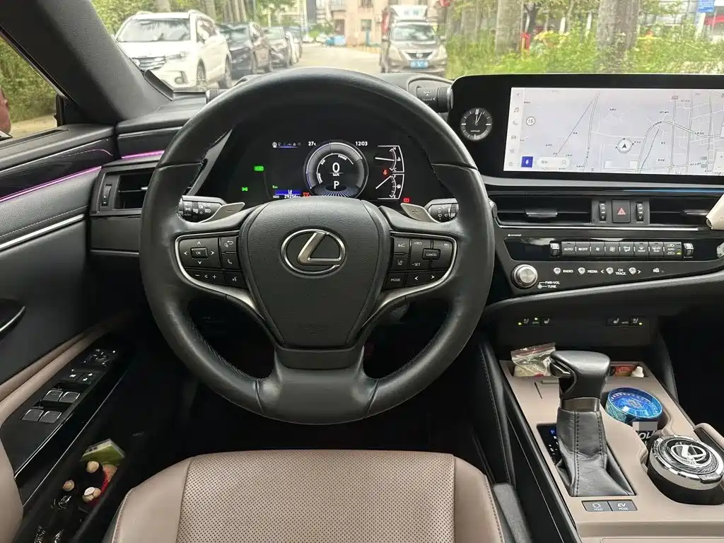 Lexus ES — миниатюра 3