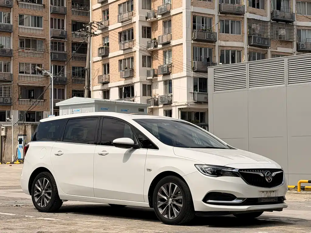 Buick GL6 — миниатюра 3
