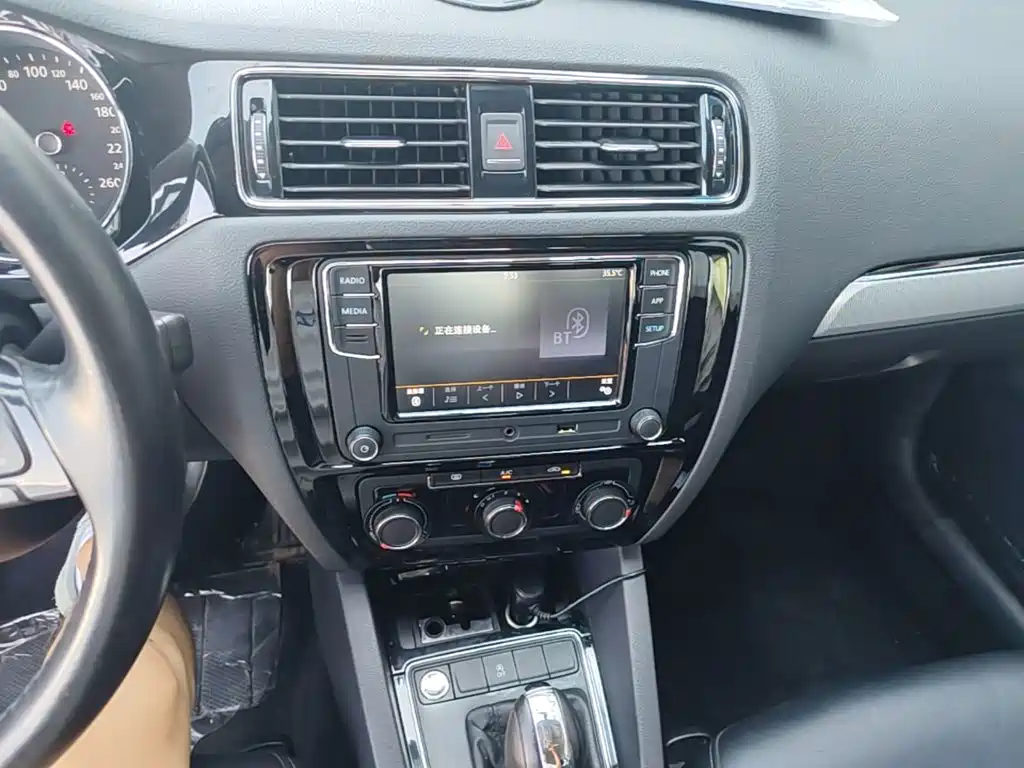 Volkswagen Sagitar — миниатюра 13