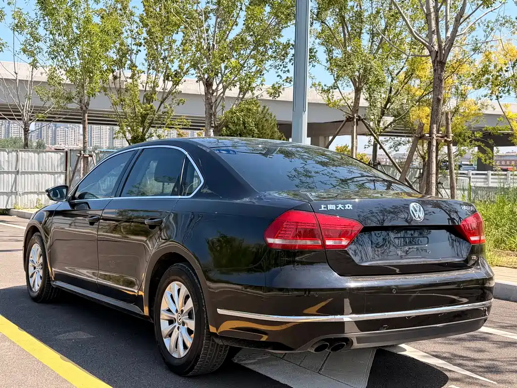 Volkswagen Passat — миниатюра 4