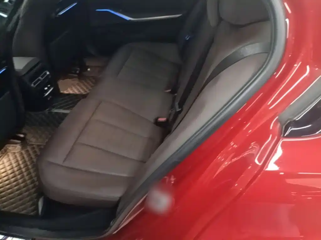 BMW 3 Series — миниатюра 17