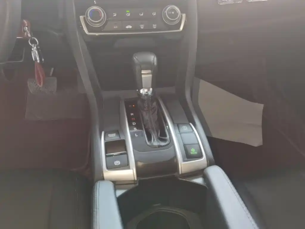Honda Civic — миниатюра 14
