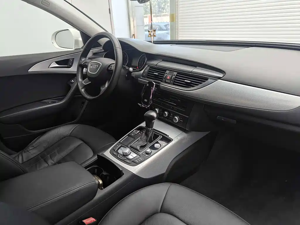 Audi A6L — миниатюра 14