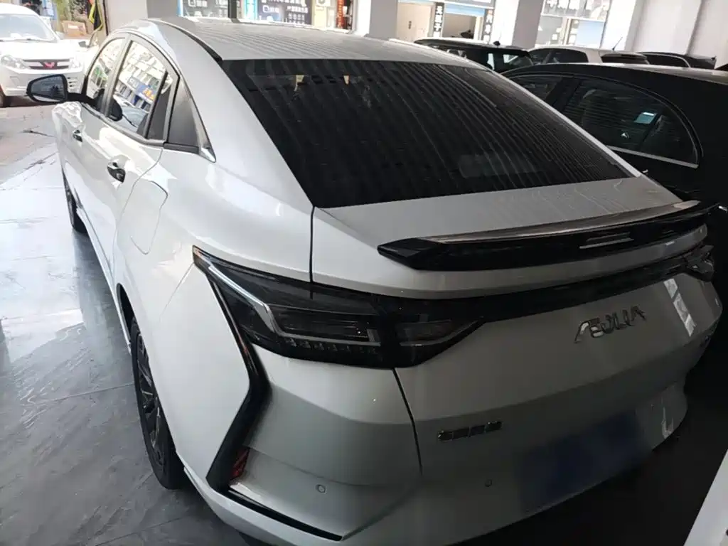 Aeolus Yixuan — миниатюра 6
