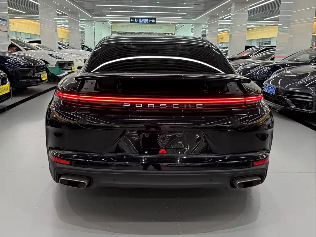 Porsche Panamera — миниатюра 5
