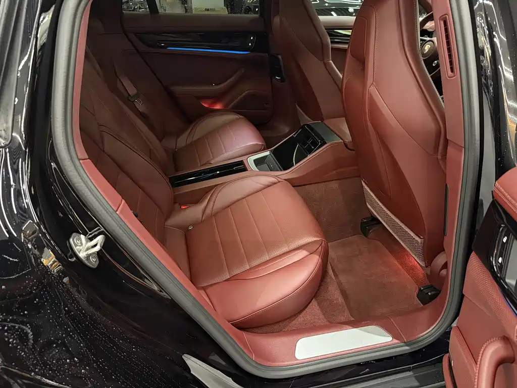 Porsche Panamera — миниатюра 12