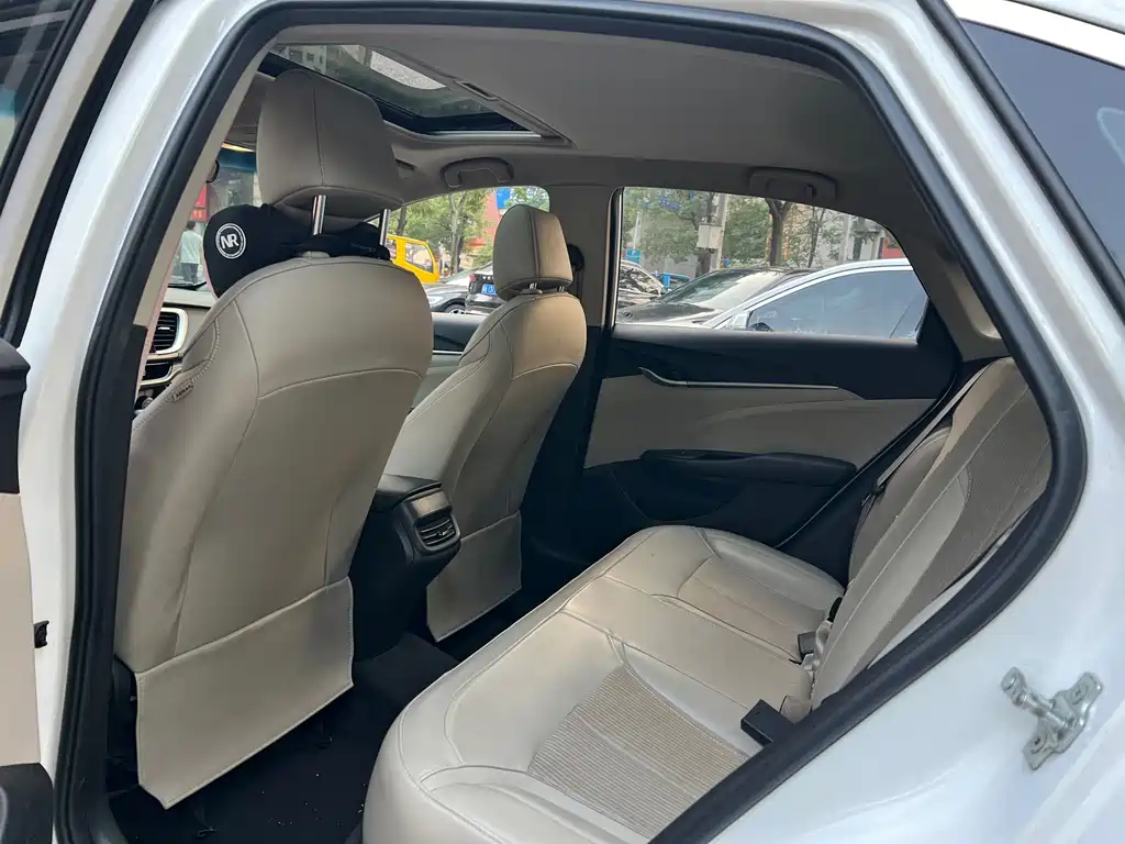 Buick Excelle — миниатюра 4