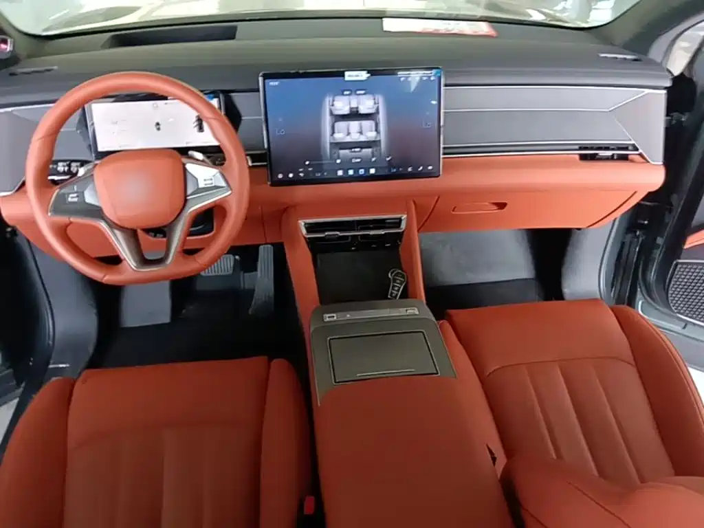 BYD Tang L — миниатюра 10