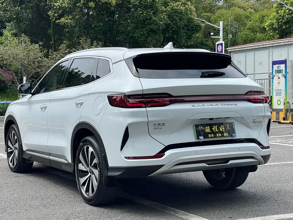 BYD Song Plus PLUS 2023 Champion DM-i 110KM Flagship