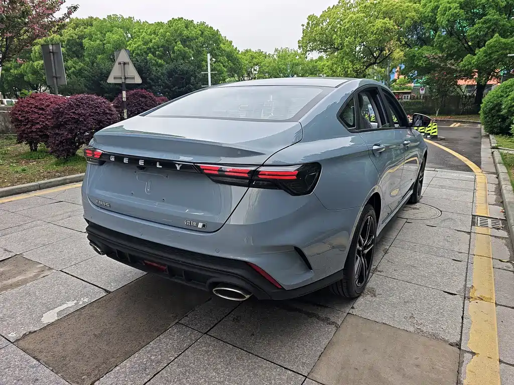 Geely Binrui — миниатюра 13