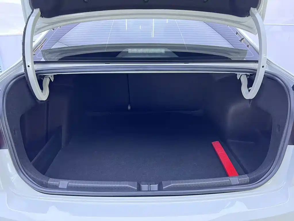 Volkswagen Bora — миниатюра 17