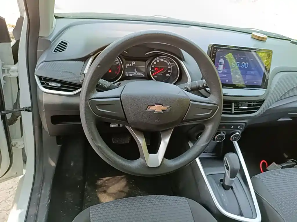 Chevrolet Cavalier — миниатюра 11