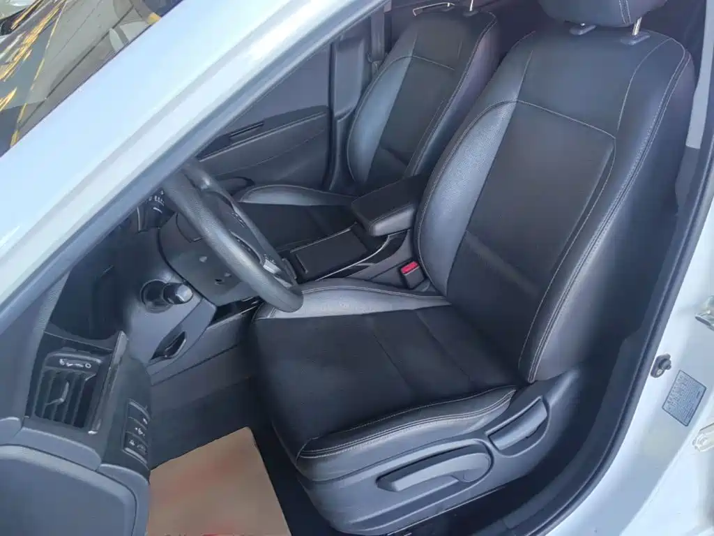 Hyundai Mistra — миниатюра 15