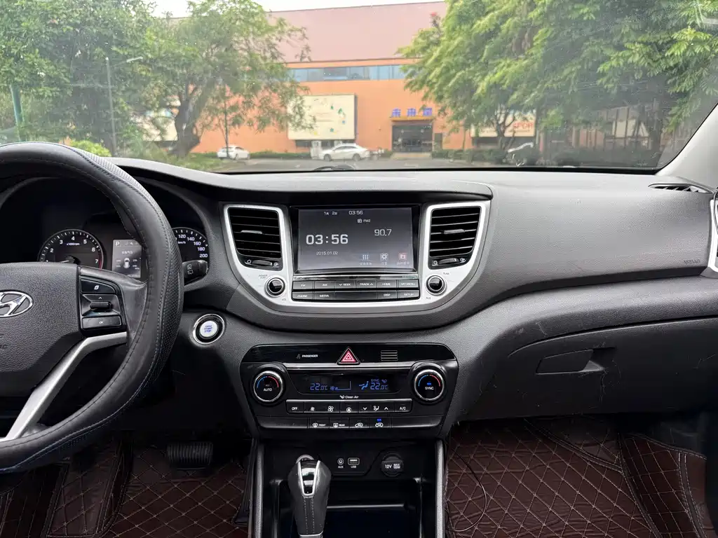 Hyundai Tucson — миниатюра 15