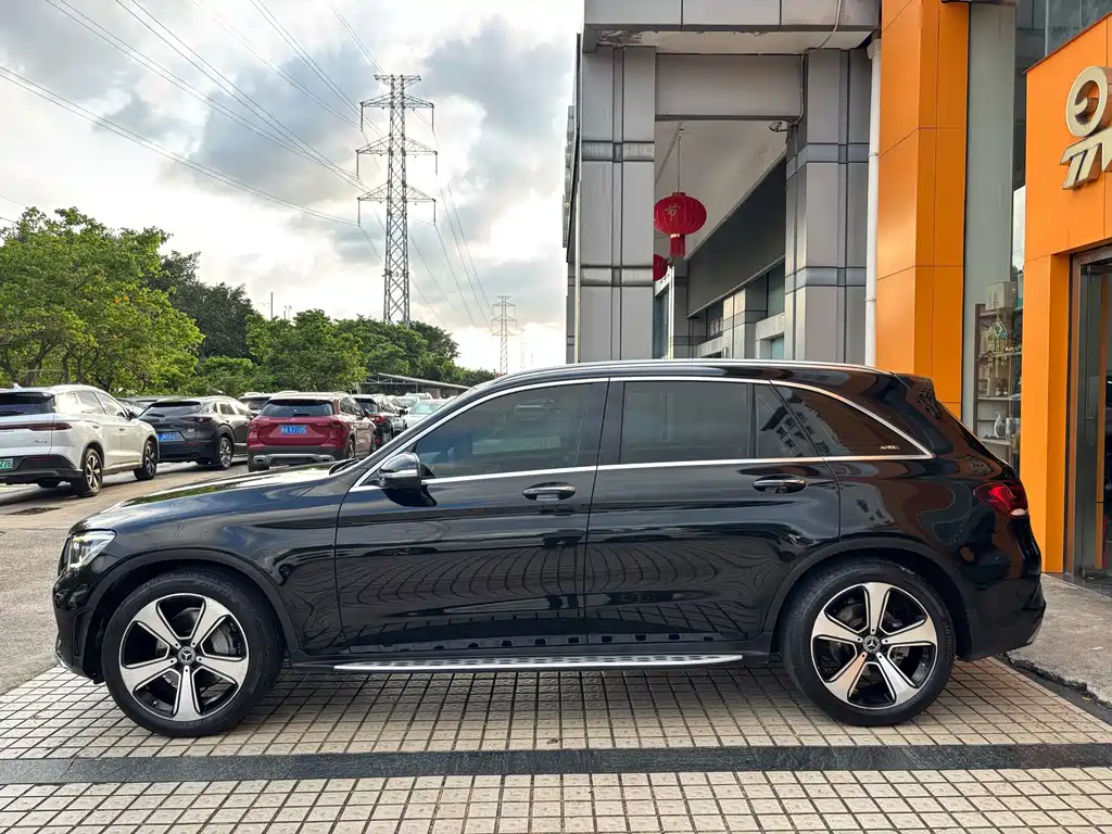 Mercedes-Benz GLC — миниатюра 8