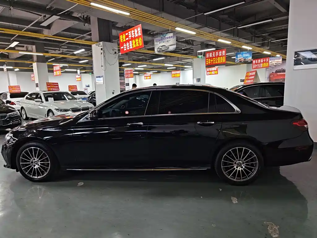 Mercedes-Benz E-Class — миниатюра 4
