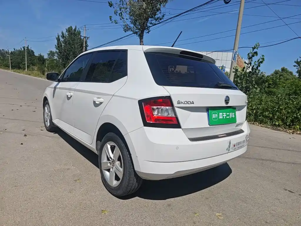 Skoda Fabia — миниатюра 5