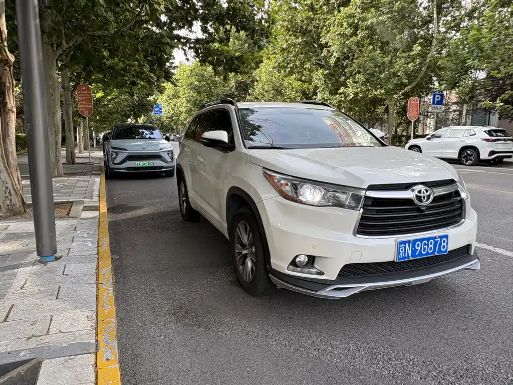 Toyota Highlander — миниатюра 3