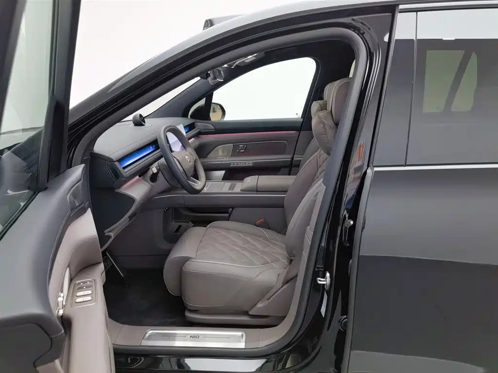 NIO ES8 2026 мест Executive Luxury