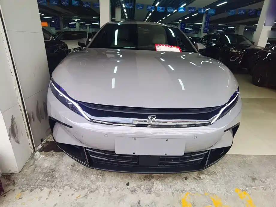 BYD Han — миниатюра 3