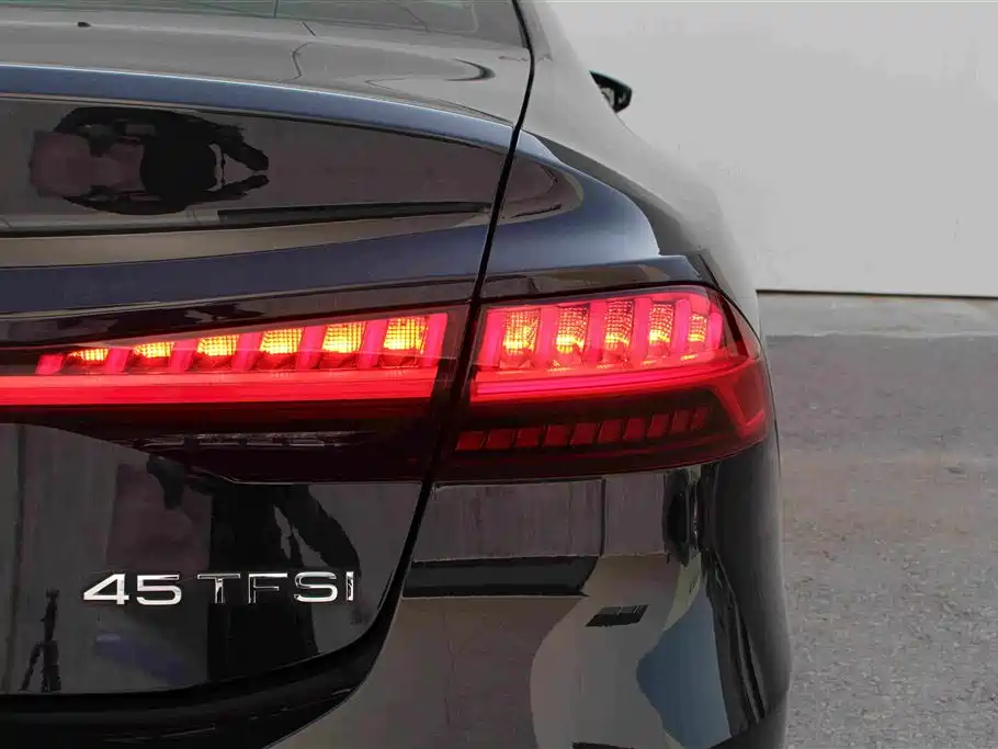 Audi A7L — миниатюра 14