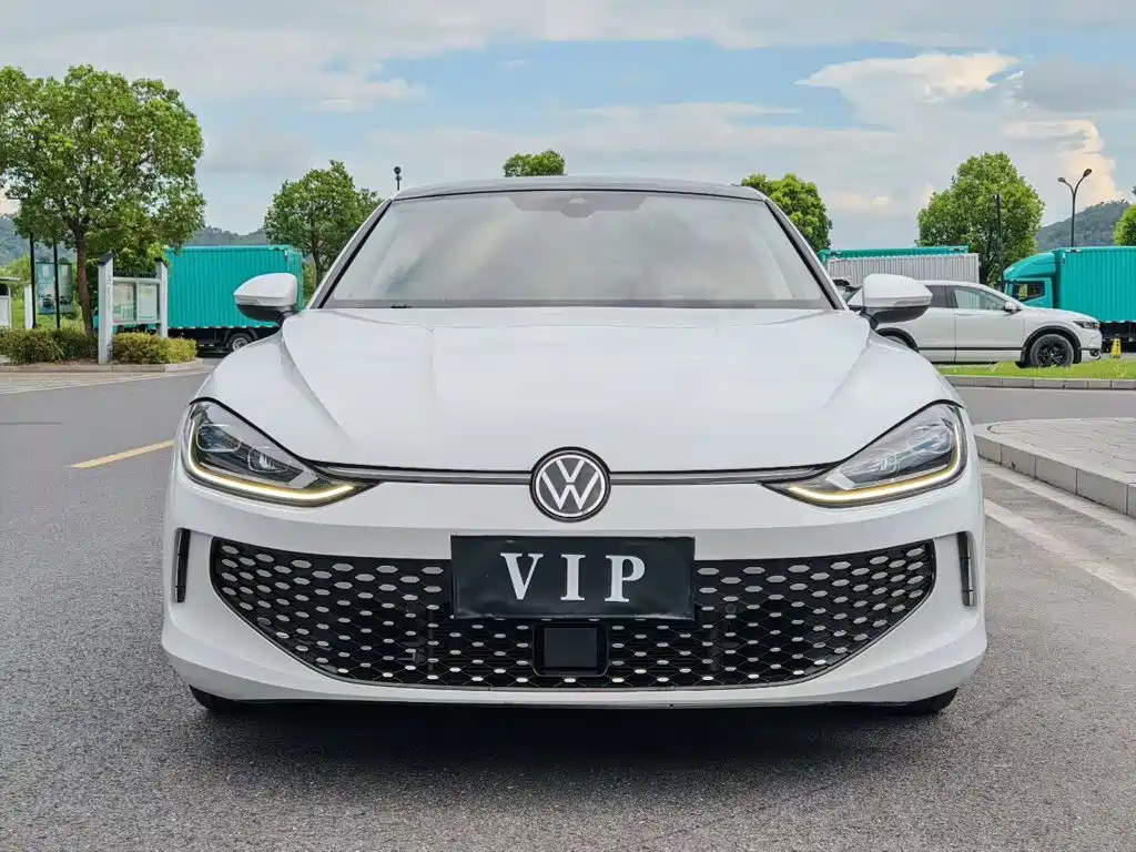 Volkswagen Lamando — миниатюра 2