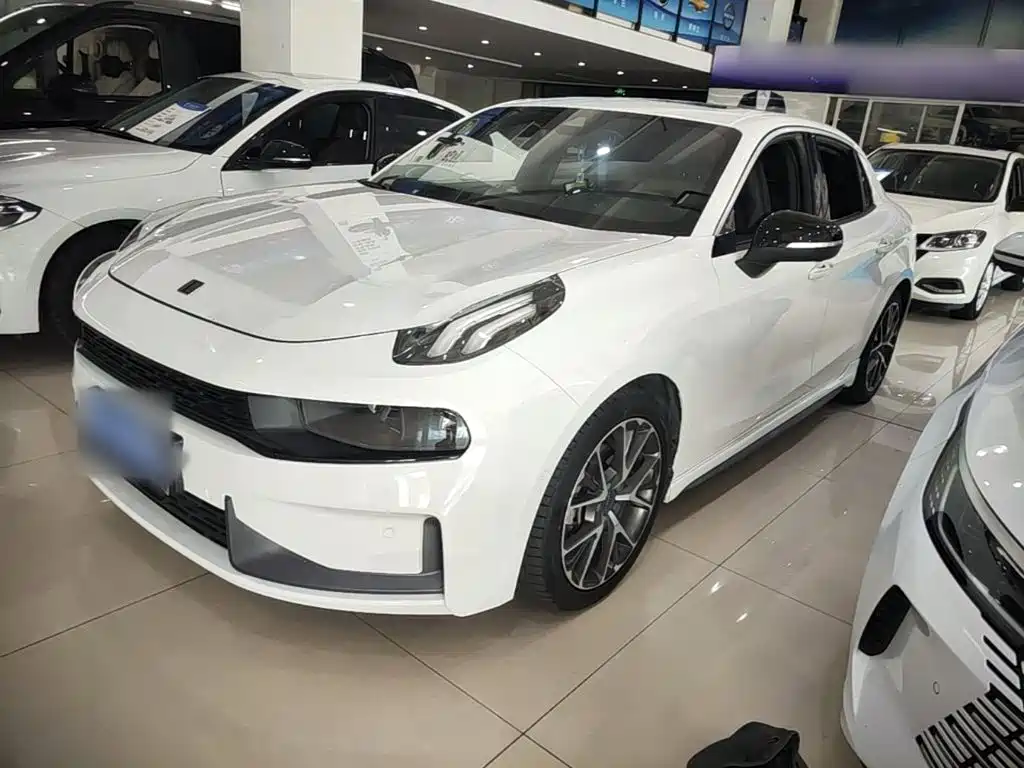 Lynk & Co 03 — миниатюра 2
