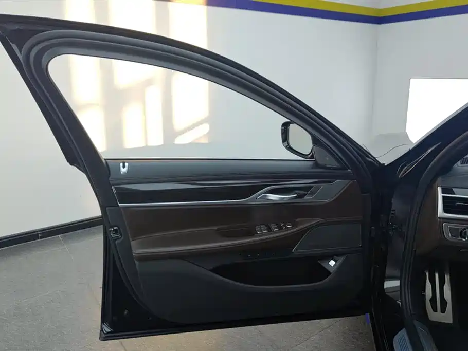 BMW 7 Series 7 2019 730Li M Sport