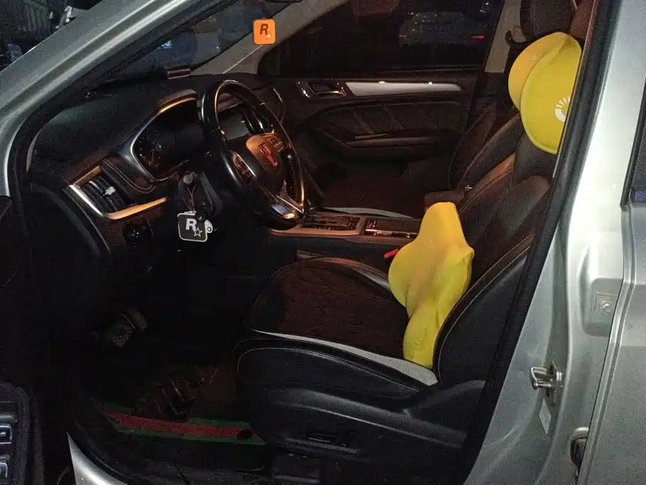 Roewe RX5 — миниатюра 9
