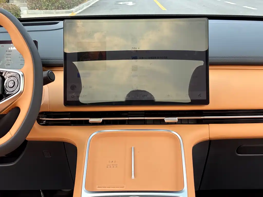 GEELY GALAXY GALAXY STARSHIP 7 EM I