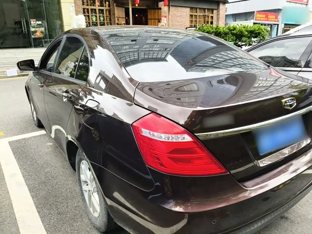 Geely Emgrand — миниатюра 5