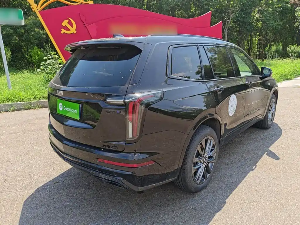 Cadillac XT6 — миниатюра 7