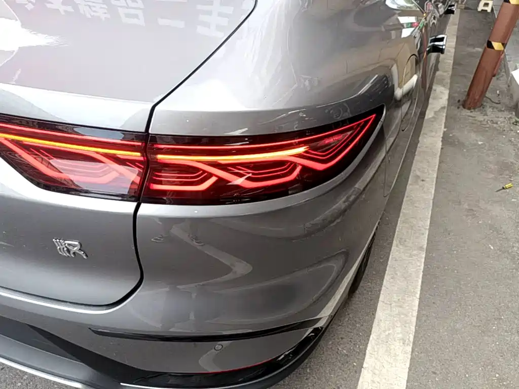 BYD Han — миниатюра 8